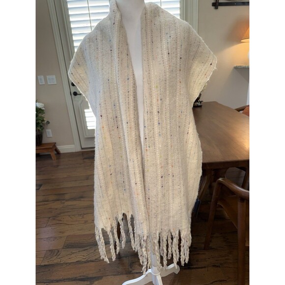 Marcus Adler Cream Tweed Knit Scarf w/ Fringe Sparkle Fleck Yarn NWT Cozy Chic - Picture 2 of 7